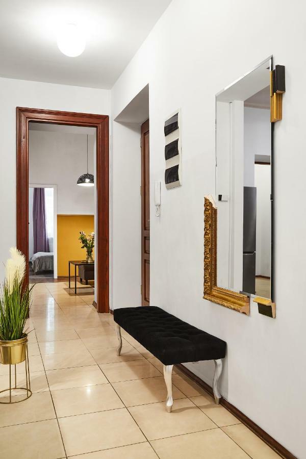 Patterned Apartment Zyblikiewicza Street كراكوفيا المظهر الخارجي الصورة