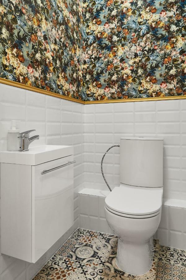 Patterned Apartment Zyblikiewicza Street كراكوفيا المظهر الخارجي الصورة