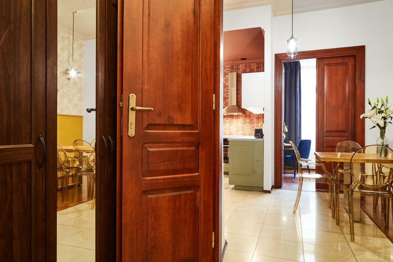Patterned Apartment Zyblikiewicza Street كراكوفيا المظهر الخارجي الصورة