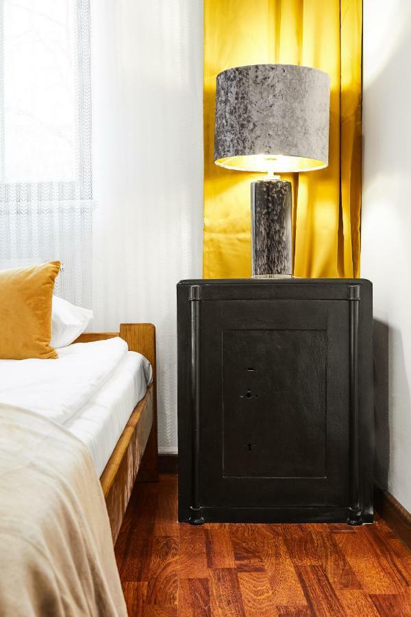 Patterned Apartment Zyblikiewicza Street كراكوفيا المظهر الخارجي الصورة