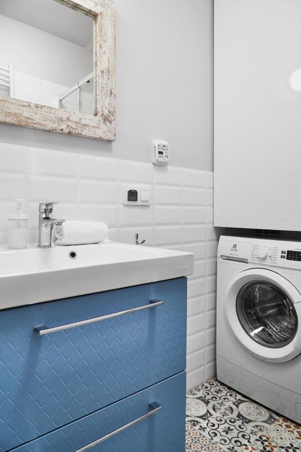 Patterned Apartment Zyblikiewicza Street كراكوفيا المظهر الخارجي الصورة